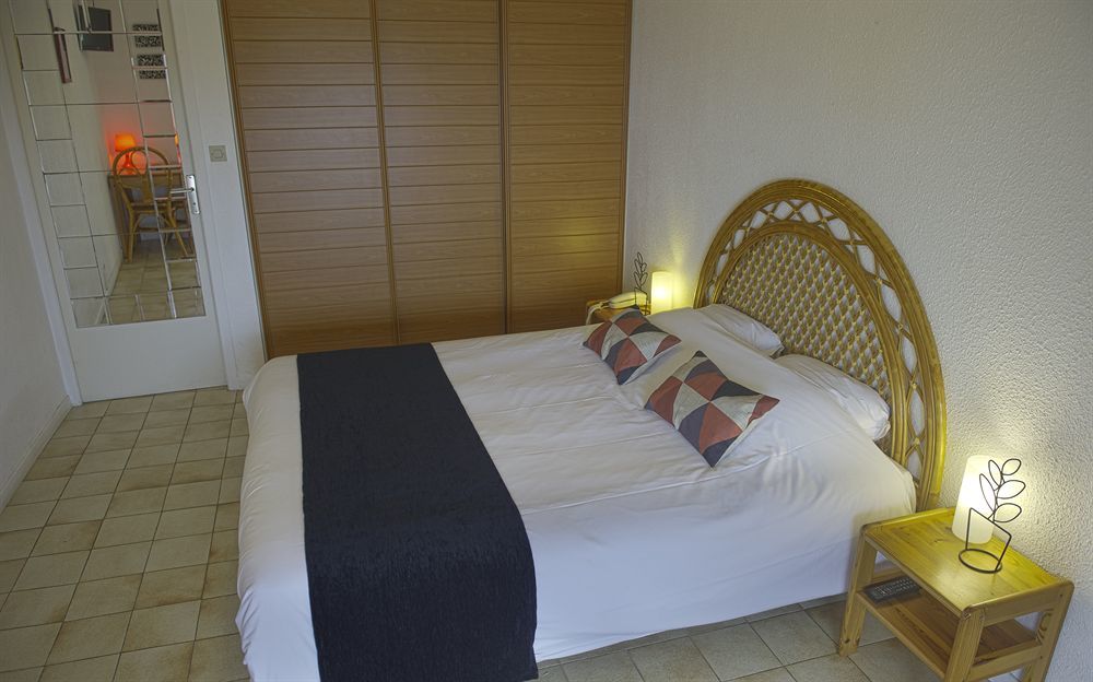Azur Hotel Le Lavandou Buitenkant foto