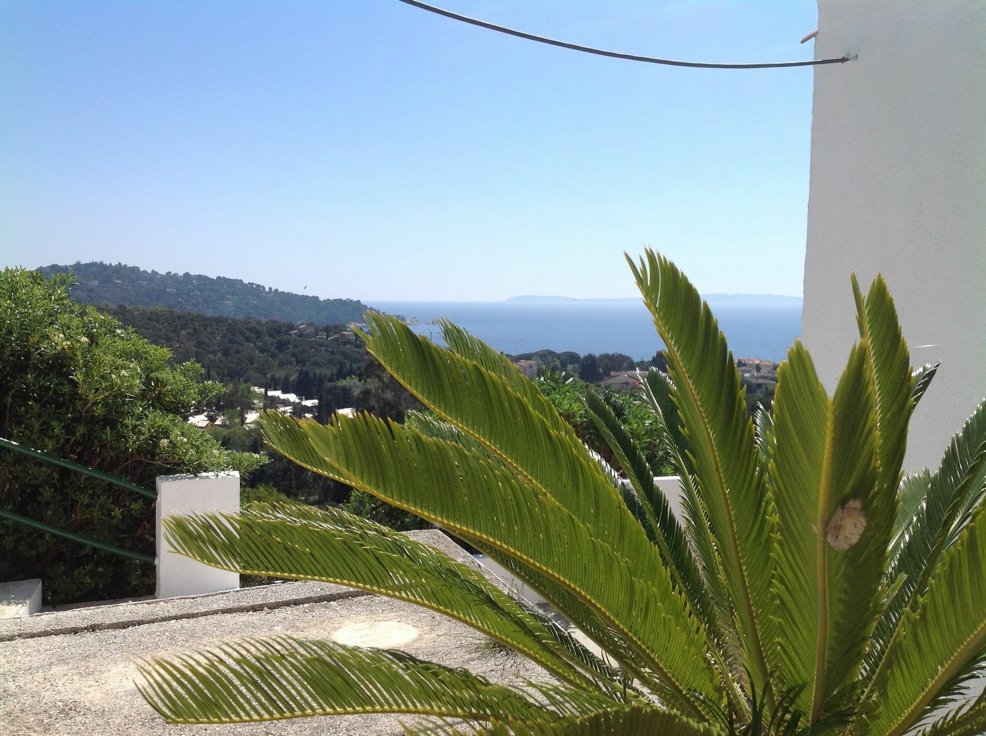 Azur Hotel Le Lavandou Buitenkant foto