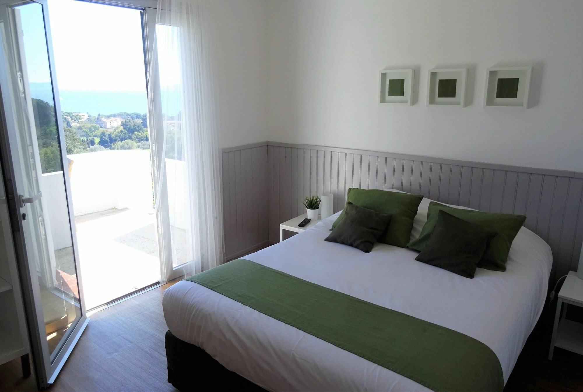 Azur Hotel Le Lavandou Buitenkant foto